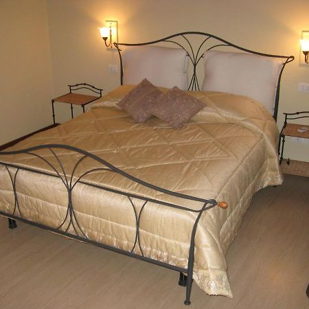 לינה וארוחת בוקר Pove del Grappa Wind'S House חדר תמונה
