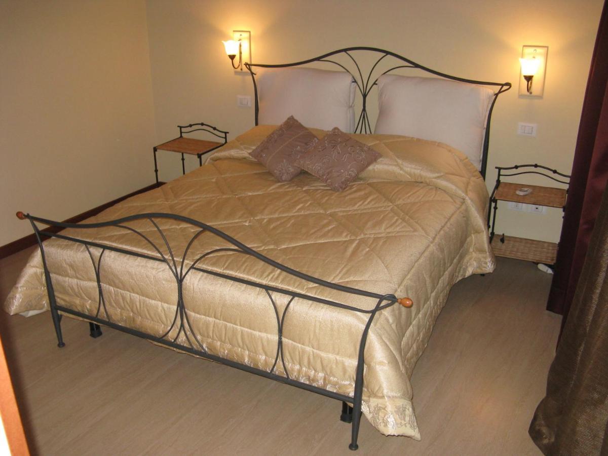 לינה וארוחת בוקר Pove del Grappa Wind'S House חדר תמונה