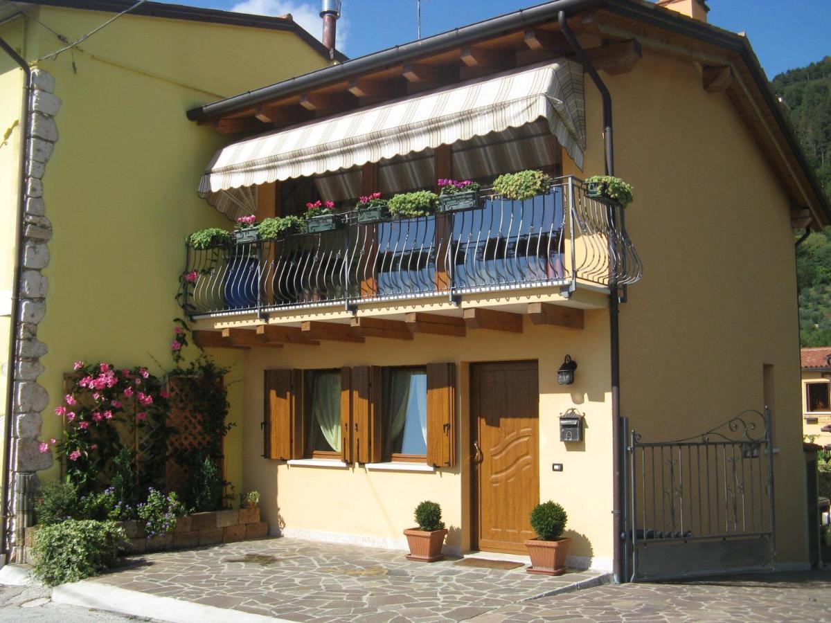 לינה וארוחת בוקר Pove del Grappa Wind'S House חדר תמונה
